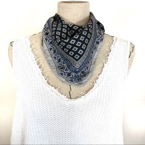 Paisley patterned silk neck scarf / pocket square